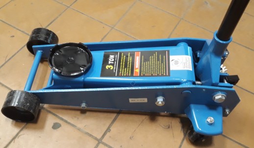 ZX0801С Домкрат подкатной 3 т.