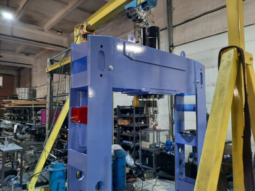 Гидравлический пресс 200т. ПГ200