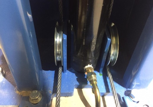 TS-1112 Подъемник 2-хст. г/п 4 т (380 V)