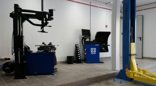 TS24AC+HR360 Станок шиномонтажный автомат с приспособлением "третья рука" (220 V)