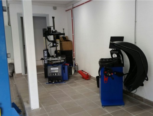 TS24AC+HR360 Станок шиномонтажный автомат с приспособлением "третья рука" (220 V)