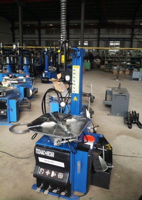 TS24AC+HR360 Станок шиномонтажный автомат с приспособлением "третья рука" (220 V)