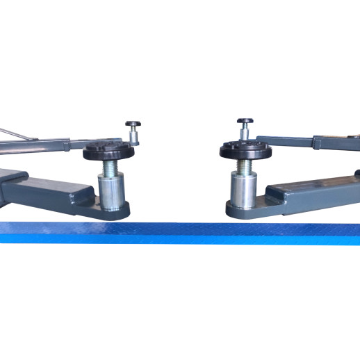 Подъемник 2-стоечный 4т T4 380B с нижней синхронизацией (United Hydraulics) AE&T