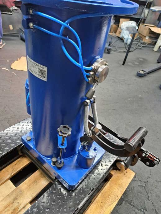 Телескопический ямный подъемник с передвижным штоком (рельсовый с регулировкой) 16т. 1200мм. КППТ16Р1200ПР