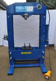 Пресс T612100A AE&T с ручным и пневмоприводом