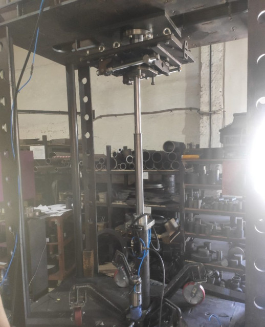 АГРЕГАТНЫЙ ТЕЛЕСКОПИЧЕСКИЙ ПОДЪЕМНИК 2Т. КППТ2Р