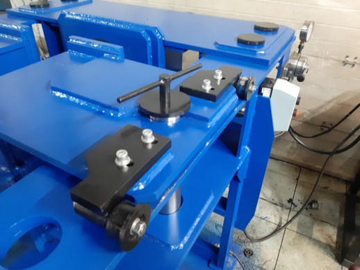 Пресс гидравлический горизонтальный 200т. ПГГ200