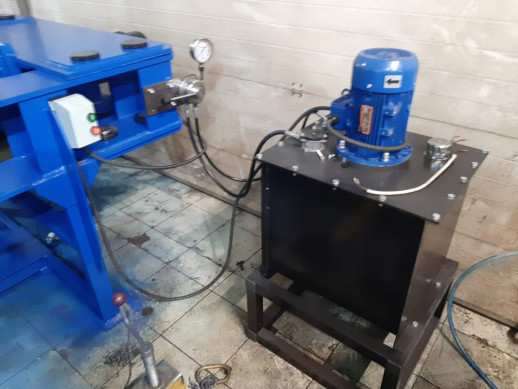 Пресс гидравлический горизонтальный 200т. ПГГ200