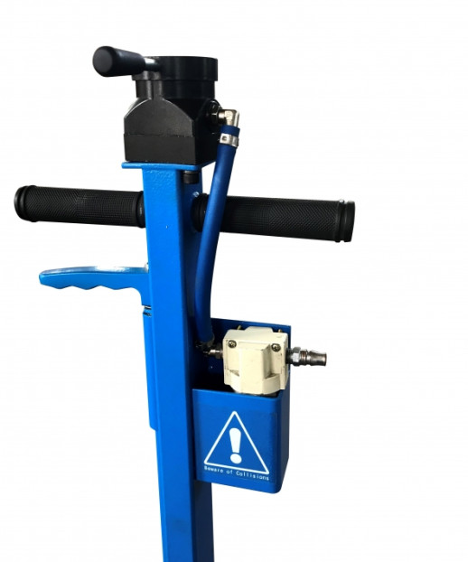 Домкрат подкатной пневмогидравлический BRJ-15/30