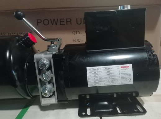 F4D-4 Подъемник 4-хст. г/п 4т,эл/гидр. с траверсой