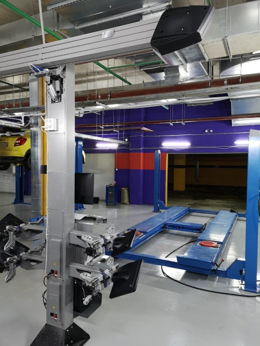 F4D-4 Подъемник 4-хст. г/п 4т,эл/гидр. с траверсой