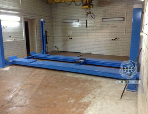 F4D-4 Подъемник 4-хст. г/п 4т,эл/гидр. с траверсой