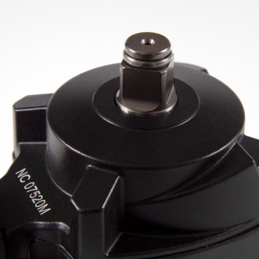 Гайковерт пневматический ударный 1/2", 884 Нм, укороченный MIGHTY SEVEN NC-4670Q