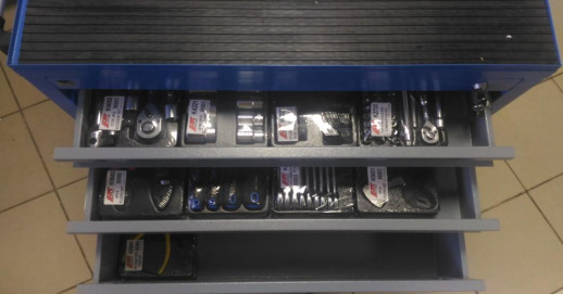 Тележка инструментальная, 4 ящика (Набор Эконом) 161 предмет