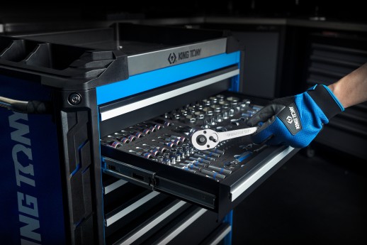 Тележка инструментальная, 7 выдвижных ящиков, "SQUAD", широкая KING TONY 87SQ33-7B-BK